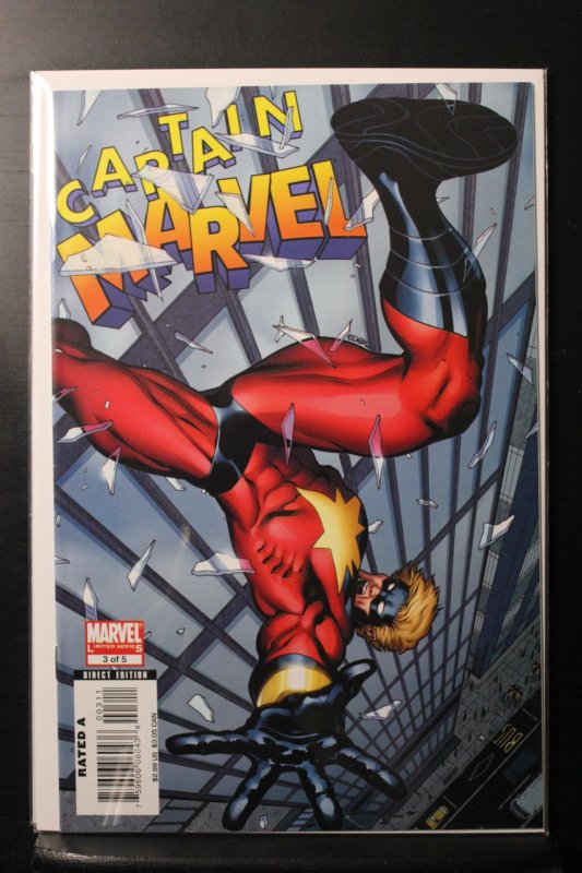 Captain Marvel #3 First Printing Variant (2008)