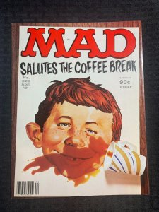 1981 MAD Magazine #222 FN+ 6.5 Alfred E Neuman Sulute the Coffee Break