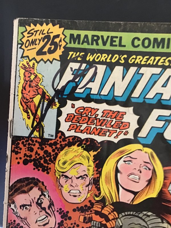 Fantastic Four #172 (1976) Mid grade signed George Perez! With CERT! FN Wow!