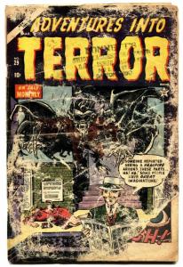 Adventures in Terror #29 1954 comic book vampire cover-Atlas horror 