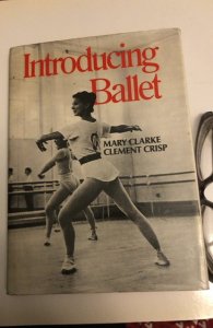 Introducing ballet, 1976 HCDJ, Studio vista London, 111p