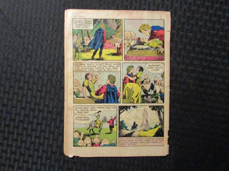 Walt Disney's SNOW WHITE AND THE SEVEN DWARFS #382 GD- 1.8 Dell