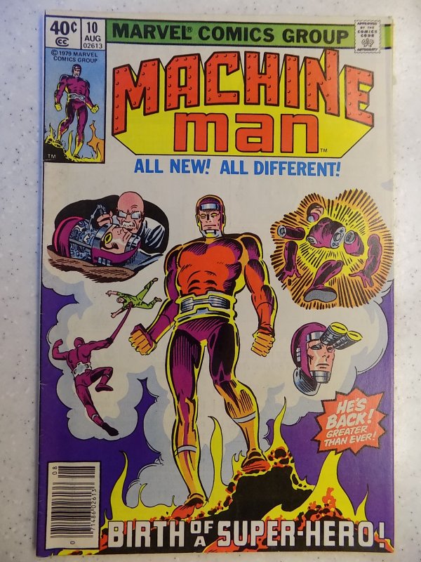 MACHINE MAN # 10 MARVEL ACTION ADVENTURE DITKO WOLKMAN