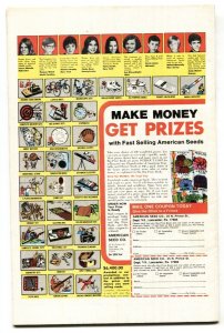 X-Men #104 1977  MAGNETO COVER Cockrum cover VF-