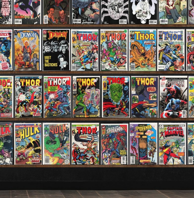 Huge Lot 150+ Comics with Web Of Spider-Man, Thor, Spider-Man& & More!
