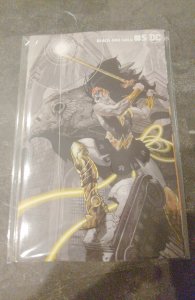 WONDER WOMAN BLACK AND GOLD #5 VARIANT