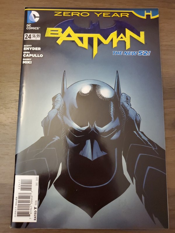 Batman (2011) (V2) #24 (8.5)