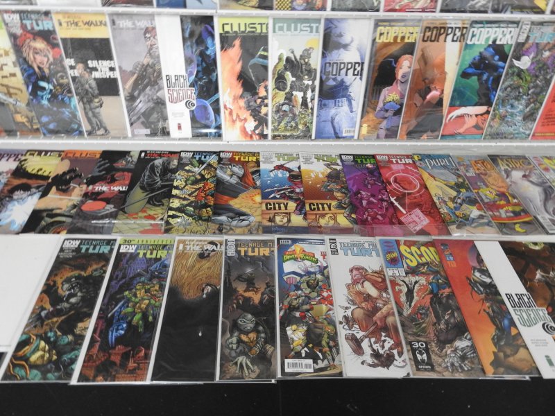 Huge Lot 140+ Comics W/ Teenage Mutant Ninja Turtles, Spawn+ Avg VF+ Condition!!