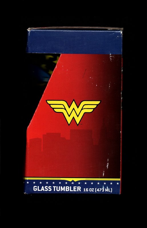 WONDER WOMAN 16OZ GLASS | 1980S LOGO | CLASSIC COMIC STAR BURST | NEW IN BOX