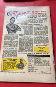 The Amazing Spider-Man #32 (1966) man on a rampage lower grade