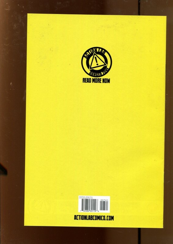 Vampblade #7 - Risque Artist Variant! (9.2) 2016