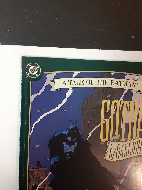 Batman Gotham by Gaslight Elseworlds  (1989) Written by Brian Augustyn 1ST PRINT