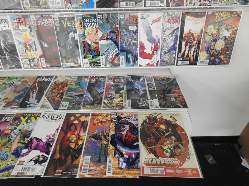 Huge Lot 150+ Comics W/ Spider-Man, Venom, Logan+ Avg VF-NM Condition!