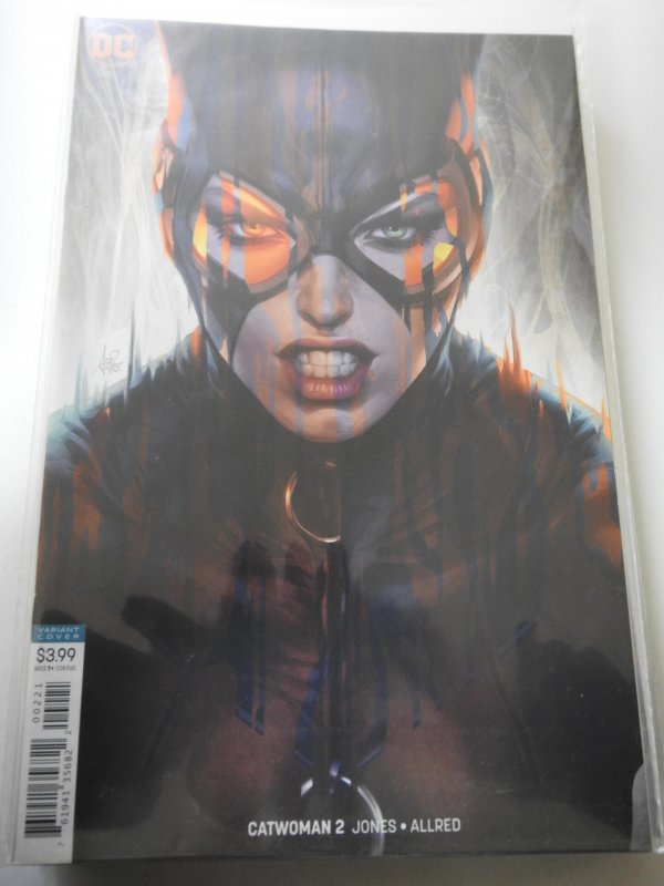 Catwoman #2 Stanley Artgerm Lau Variant Cover