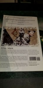 Y The Last Man Book 1