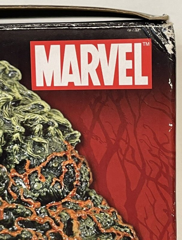 Diamond Select Marvel Universe Man-Thing 6 Resin Bust Statue