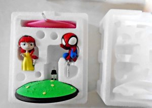 Spider-man + Mary Jane Skottie Young animated statue Gentle Giant w/box!