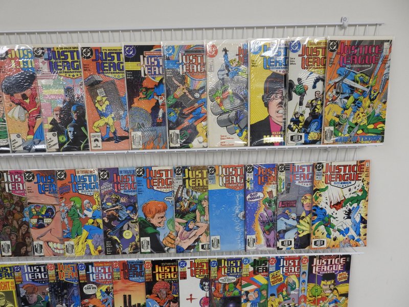 Complete Set Justice League (1987) 0-113 Plus Annuals & Others! Avg FN/VF Cond!