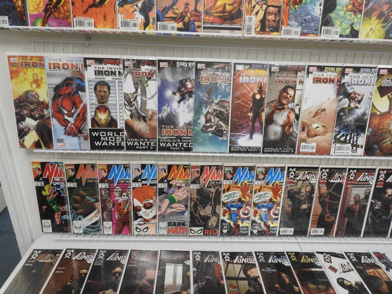 Huge Lot 150+ Comics W/ Iron Man, Punisher, Hulk, +More! Avg VF Condition!