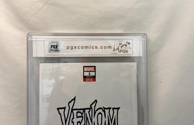 Venom #1 (2018) Variant PXG 9.8 NM/MT Signed by Whilce Portacio! Awesome cover!