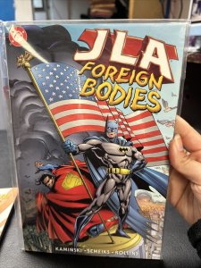 JLA Foreign Bodies DC Graphic Novel TPB Prestige Comic Book Batman ?