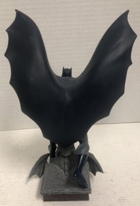 DC Batman On Gargoyle Figurine D20010