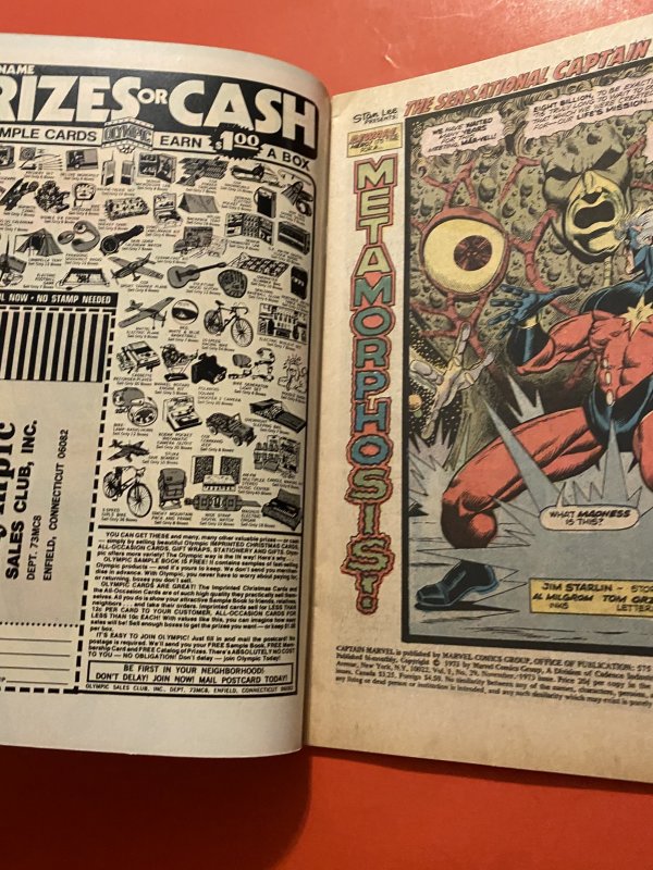 CAPTAIN MARVEL #29 (Marvel Comics) - Jim Starlin, Early Thanos appearance!