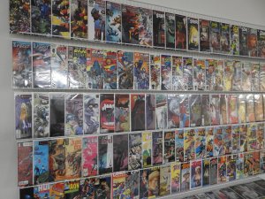 Huge Lot 140+ Comics W/ Scooby Apocalypse, izombie, Secret Wars II, Avg VF Cond