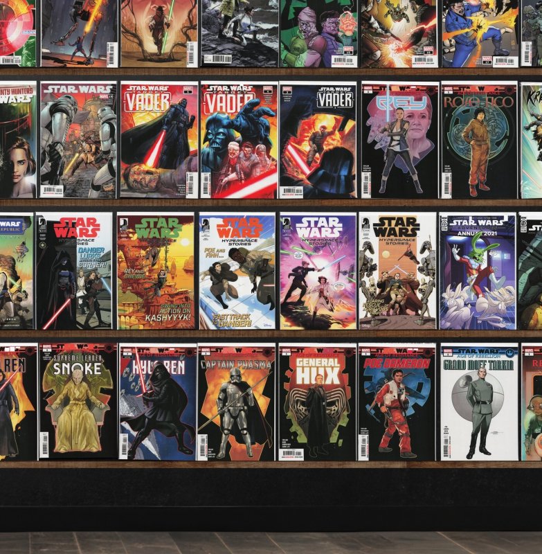 Huge Lot 150+ Comics with Star Wars, Poe Dameron, Star Wars Adventures & More!