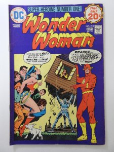 Wonder Woman #213 (1974) Sub-Crease Solid VG Condition!