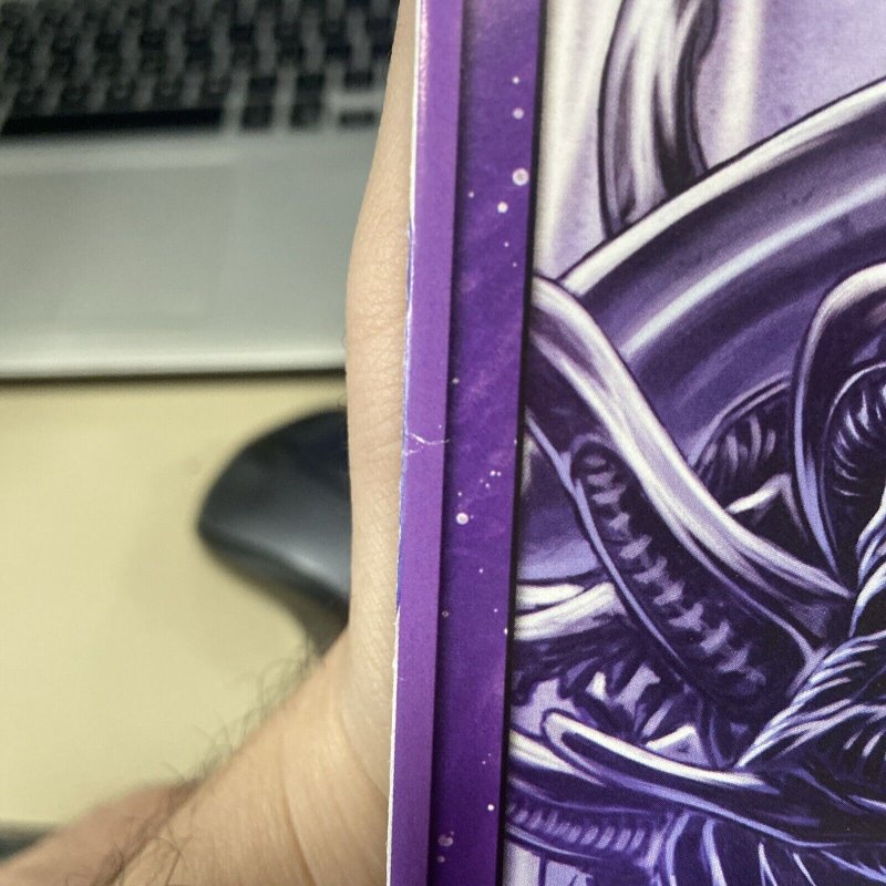 (2024) ALIENS VS AVENGERS #1 MARK BROOKS VENOM VARIANT COVER