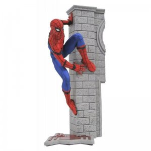 Diamond Select Gallery Marvel Spider-Man Homecoming PVC Diorama NIB