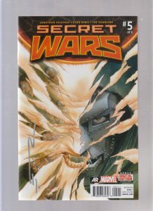 Secret Wars #5 - SIGNED BY ESAD RIBIC! (9.0) 2015