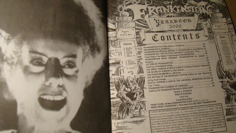 CASTLE OF FRANKENSTEIN YEARBOOK *SOLID* MUMMY FRANKENSTEIN FAMOUS MONSTERS