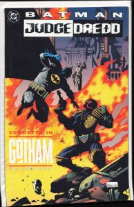 Batman/Judge Dredd: Vendetta in Gotham (1994) Judge Dredd