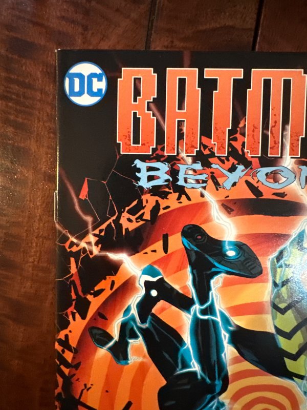Batman Beyond #14 (2016)