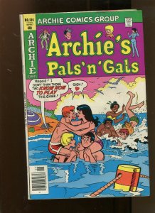 ARCHIES PALS N GALS #135 (7.0) KNOW HOW TO PLAY 1979