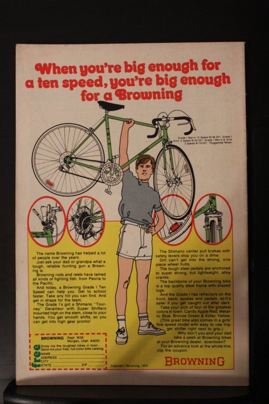 The Phantom Stranger #33 (1974) High-Grade NM- Deadman X-Over Key Wow!