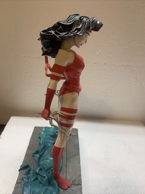 1996 Marvel ELEKTRA Statue, Limited  212/2500 *No Box Approximately 10”