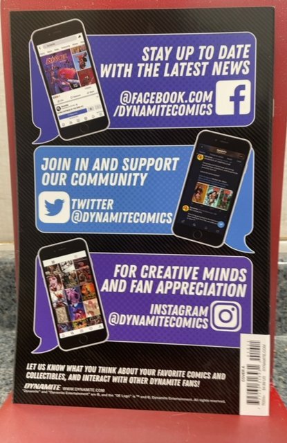 Vampirella Valentine's Day Special #2022 (2022)