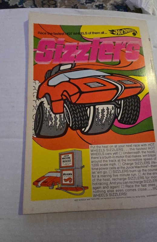 The X-Men #68 (1971) among us stalks the sentinels/origin od the beast