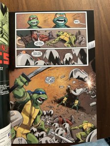 Teenage Mutant Ninja Turtles #8RI FN/VF 1:10 Simon Gane Variant (IDW 2012)