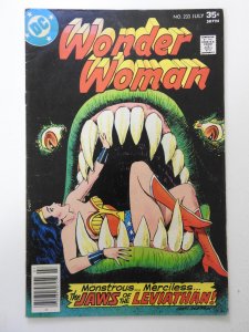 Wonder Woman #233 (1977) VG+ Condition!