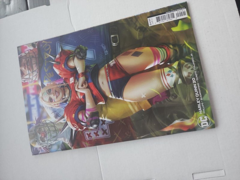 HARLEY QUINN VOL 4 ISSUE 20 TASK FORCE XX PART 3 DERRICK CHEW CARD STOCK VARIANT 