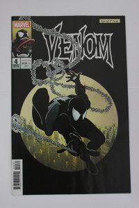 Venom #4 Yardin Virgin Cover (2022) NM