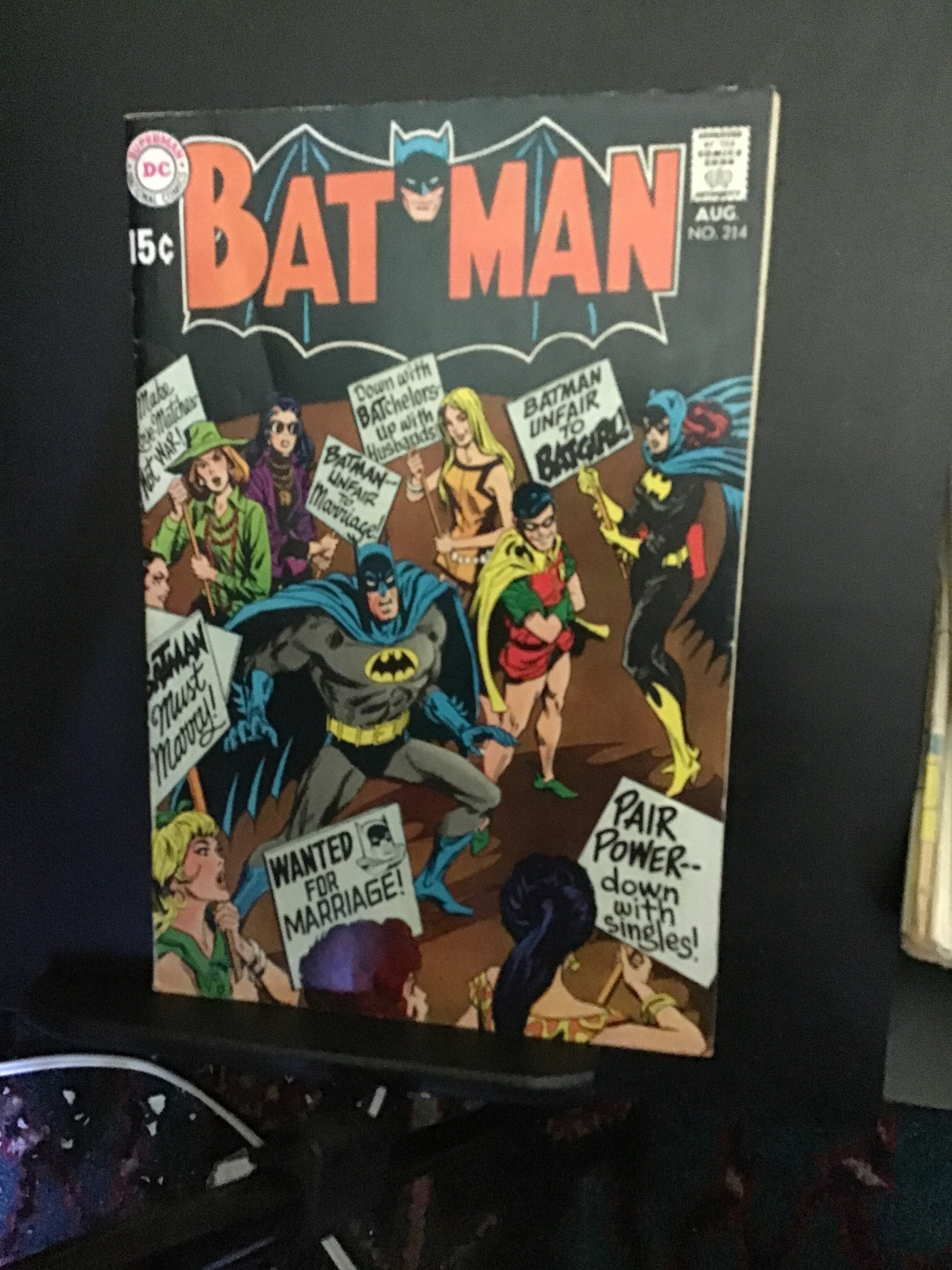 Batman #214 (1969) high-grade batgirl protest key! VF- Richmond CERT! |  Comic Books - Silver Age, DC Comics, Batman, Superhero / HipComic