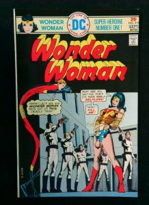Wonder Woman #219, FN Bondage Issue, DC, 1975