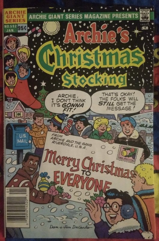 Archie's Christmas Stocking #592 FN+