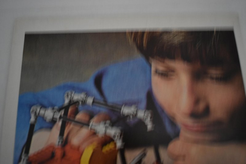 The Uncanny X-Men #164 (1982) 1st Carol Danvers as Binary VF 8.0 Comic Book