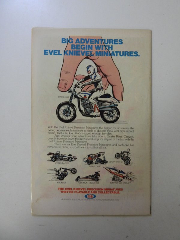 Captain Marvel #48 (1977) FN/VF condition